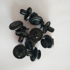 9046707201 toyota клипса