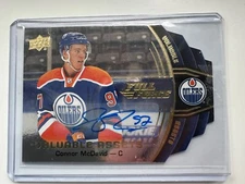 2015-16 UD Full Force Valuable Assets Connor McDavid Rookie Auto #V-CM RC
