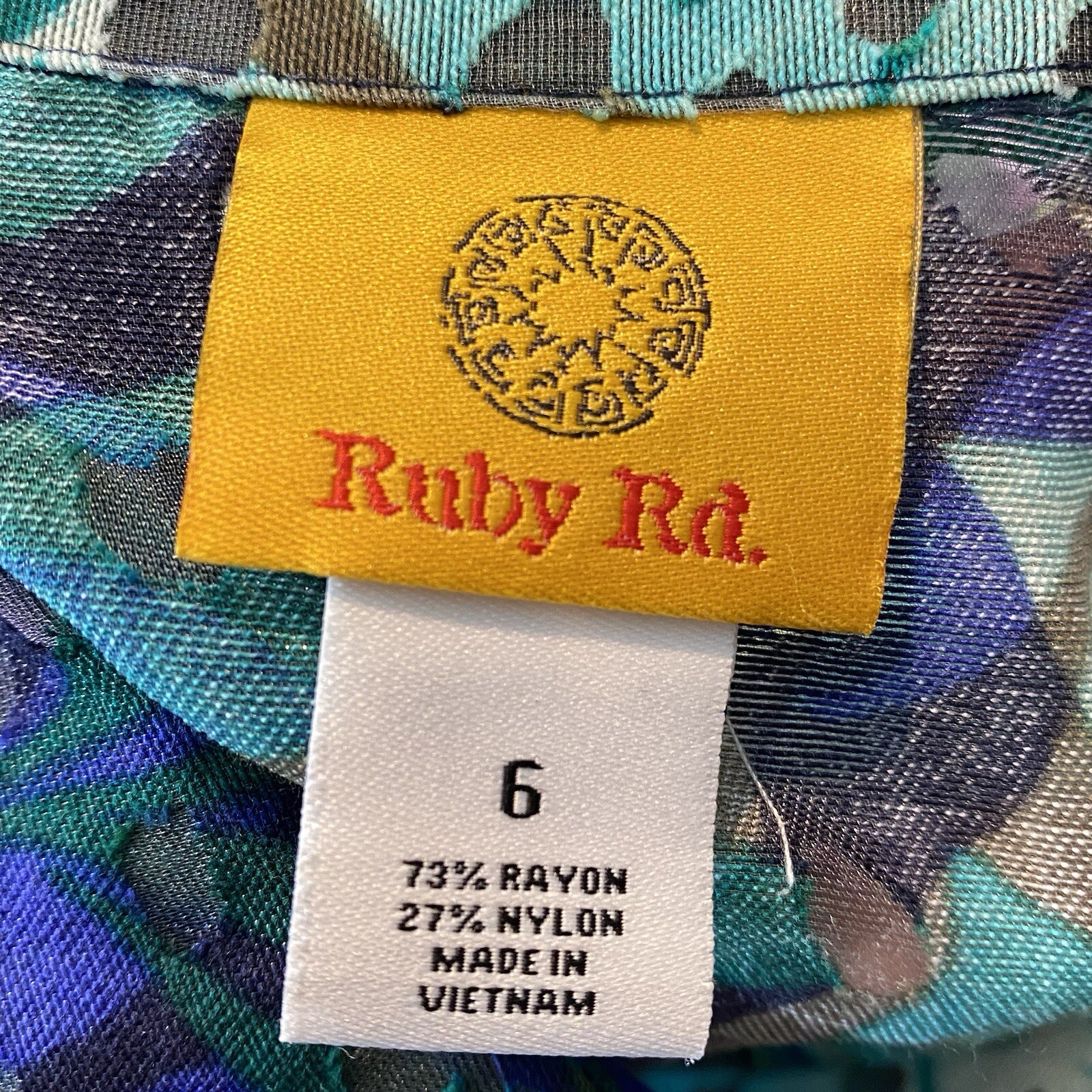 Ruby Rd Woman’s Lightweight Jacket Size 6 Tropica… - image 2