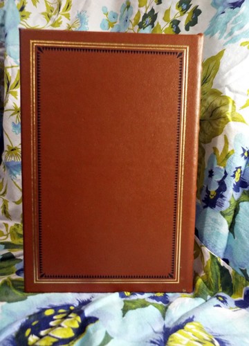 Easton Press The Fifth Column by Ernest Hemingway - Picture 3 of 9