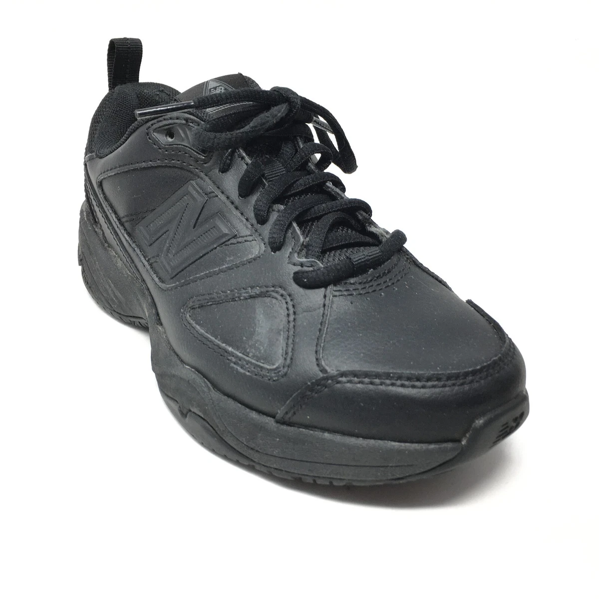 New balance black hotsell slip resistant shoes
