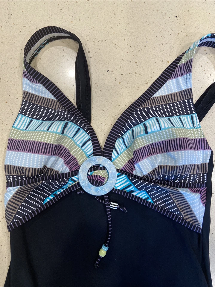 Traje de baño de una pieza multicolor para mujer SUNFLAIR 6 Foto 2 de 4