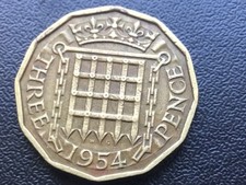 1954 Elizabeth II British threepenny - Brass  3d (Res. stk)