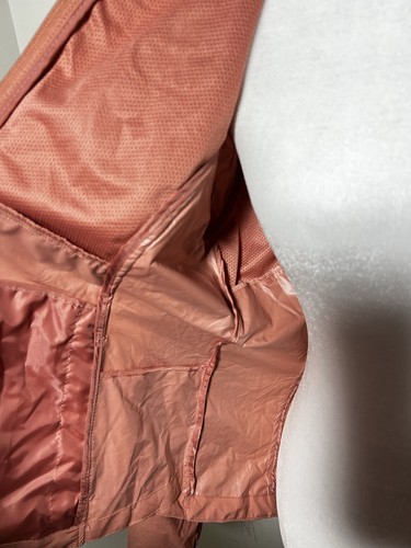GERRY Packable Lightweight Hooded Jacket - size M - Picture 8 of 10
