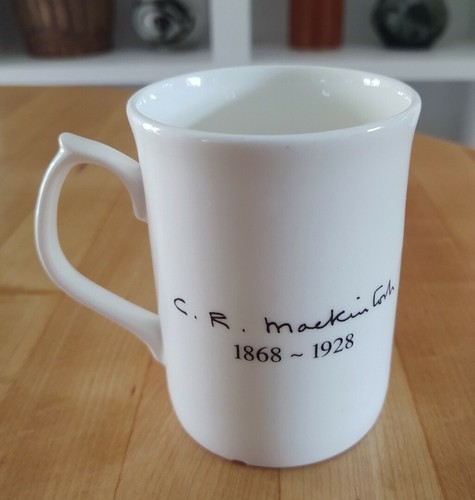 Rare Vintage Porcelain Charles Rennie Mackintosh Portrait Mug Hutton Carvel UK - Picture 4 of 7