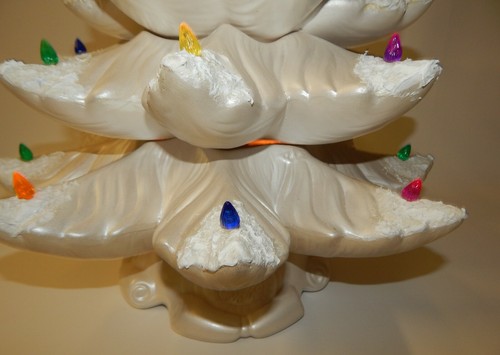 Vtg Atlantic Mold 26" Tall White Ceramic Christmas Tree Snow Covered Branches - Picture 4 of 7