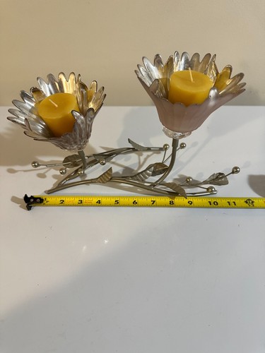 Tulip Shaped Metal Votive Candle Holder - Picture 3 of 10