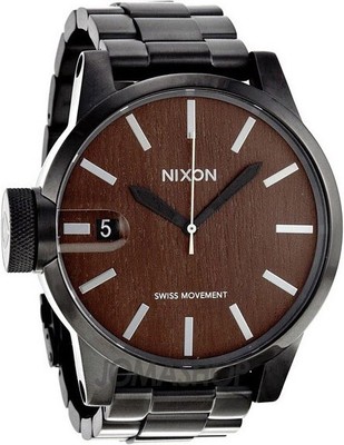 nixon chronicle watch