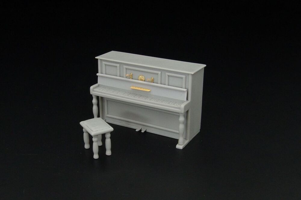 Hauler Models HLU35094 - 1:35 Piano - Accessories