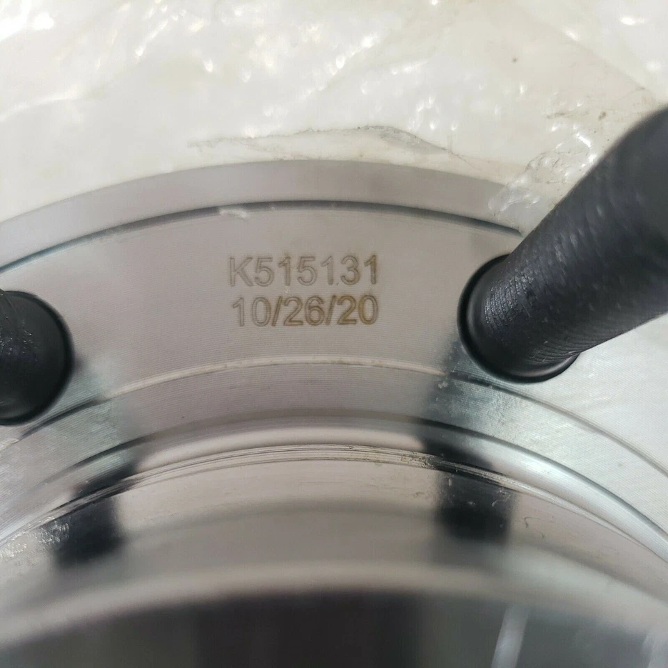 515131 Buje de cojinete de rueda delantera 4x4 para Ford F-250 y F-350 2011-15 ambos lados Foto 3 de 4