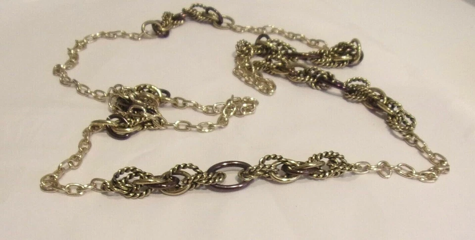 Collar Banana Republic, Eslabón de Cadena de Metal Tono Oro y Bronce, 40" Foto 2 de 4