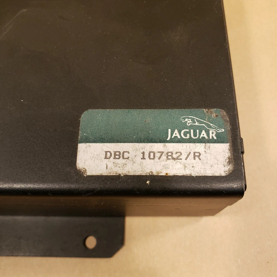 Jaguar XJ6 XJ40 87-92 Lucas ECM ECU Engine Control Unit Dated 90 DBC6352 80138A - Image 3 of 4