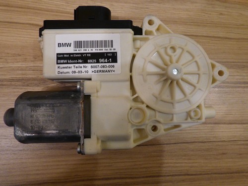 BMW X3 E83 Antrieb Fensterheber vorne rechts. 6925964-1