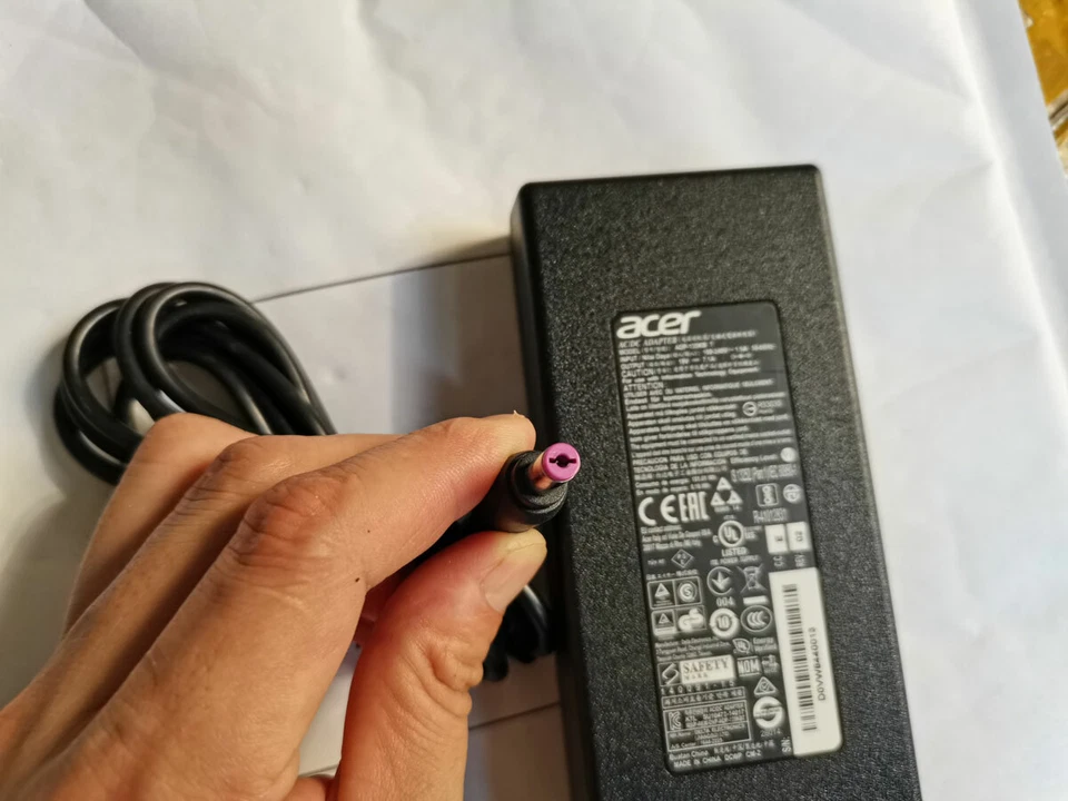 For Acer Nitro 5 N18C4‎ AN517-51-56YW ADP-135KB T 19V 7.1A 135W AC Adapter OEM - Image 2 of 4