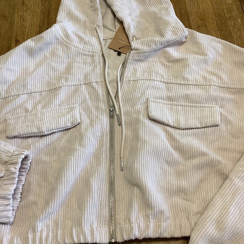 Neu mit Etikett * Damen Cordjacke cremefarben Reißverschluss Hoodie kurz geschnitten Pattentaschen Medium LS - Bild 3 von 5