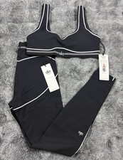 Alo Yoga 2-Piece V-Neck Sports Bra & Airbrush...