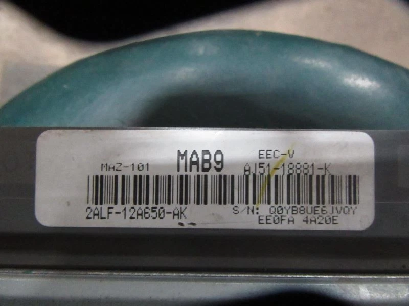 Módulo de control electrónico ECM del motor compatible con 03-04 06 MAZDA MPV 30447 Foto 2 de 2