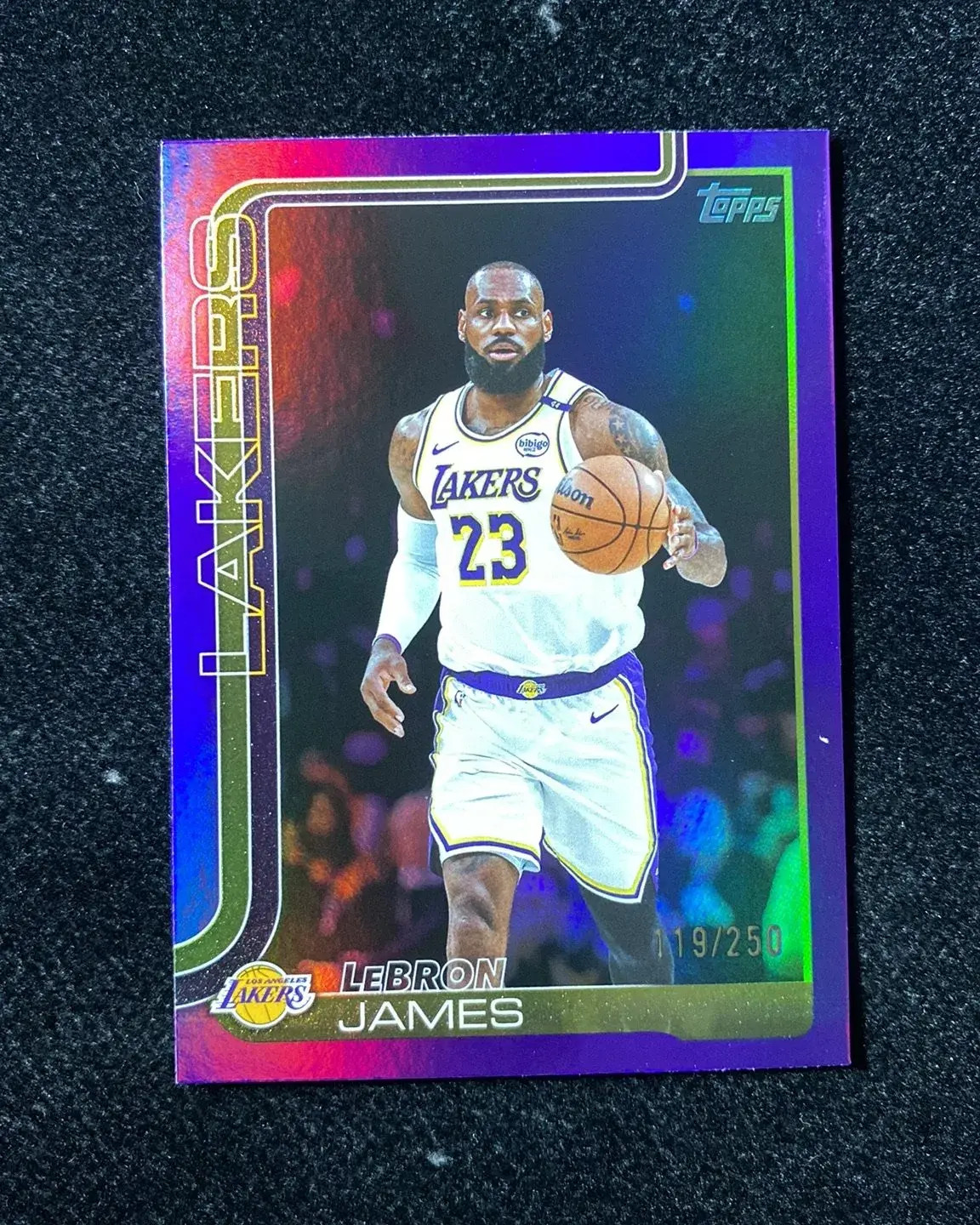 2025-26 Topps Flagship Lakers Lebron James 119/250 Purple Rainbow #150 HD