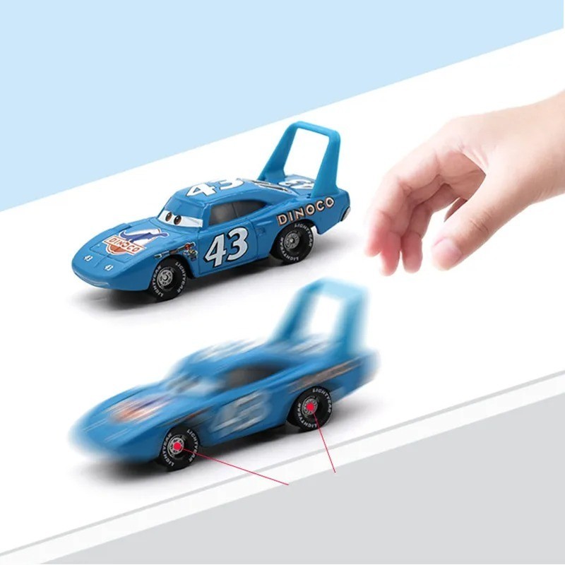 Modello in metallo Disney Cars 3 Saetta Jackson Storm foto 5