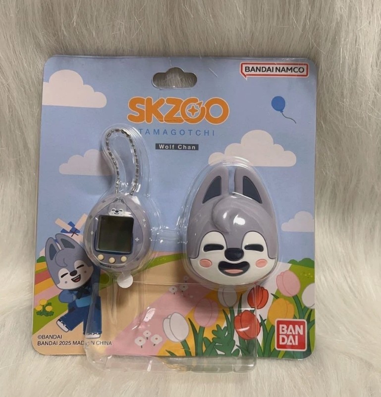 Stray Kids SKZOO TAMAGOTCHI & CASE SET Bang Chan wolfchan