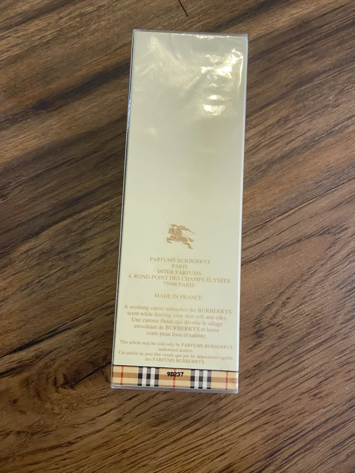 РЕДКИЙ парфюмированный лосьон для тела Burberrys Of London снят с производства 6,6 унции новый в коробке трудно найти - Изображение 2 из 4