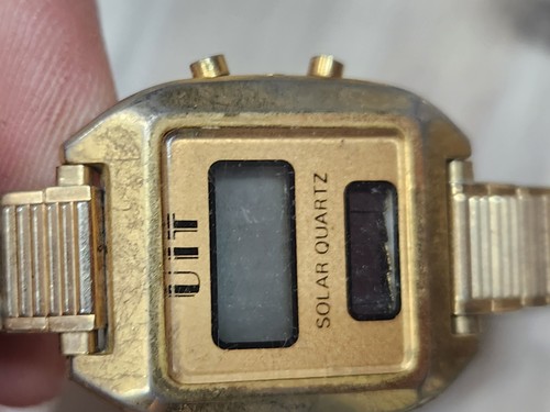 Lot of 18 Women's Non Working Watches. Elgin, Helbros, Caravelle, Fossil. Parts - Picture 11 of 19