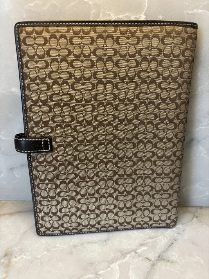 Cartera de bolsillo Coach vintage con monograma de lona de cuero para pasaporte agenda Foto 3 de 4