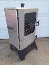 Masterbuilt Digital Charcoal Smoker One Of A Kind UPDATED Double Walls / Chimney