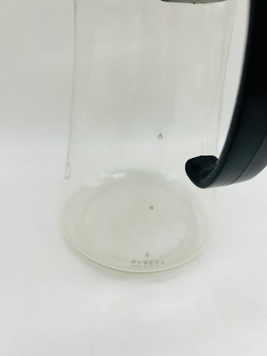 Vintage PYREX COFFEE CARAFE 6 Cup Pot Glass w/ Lid MCM Retro Corning Pitcher - Picture 5 of 13