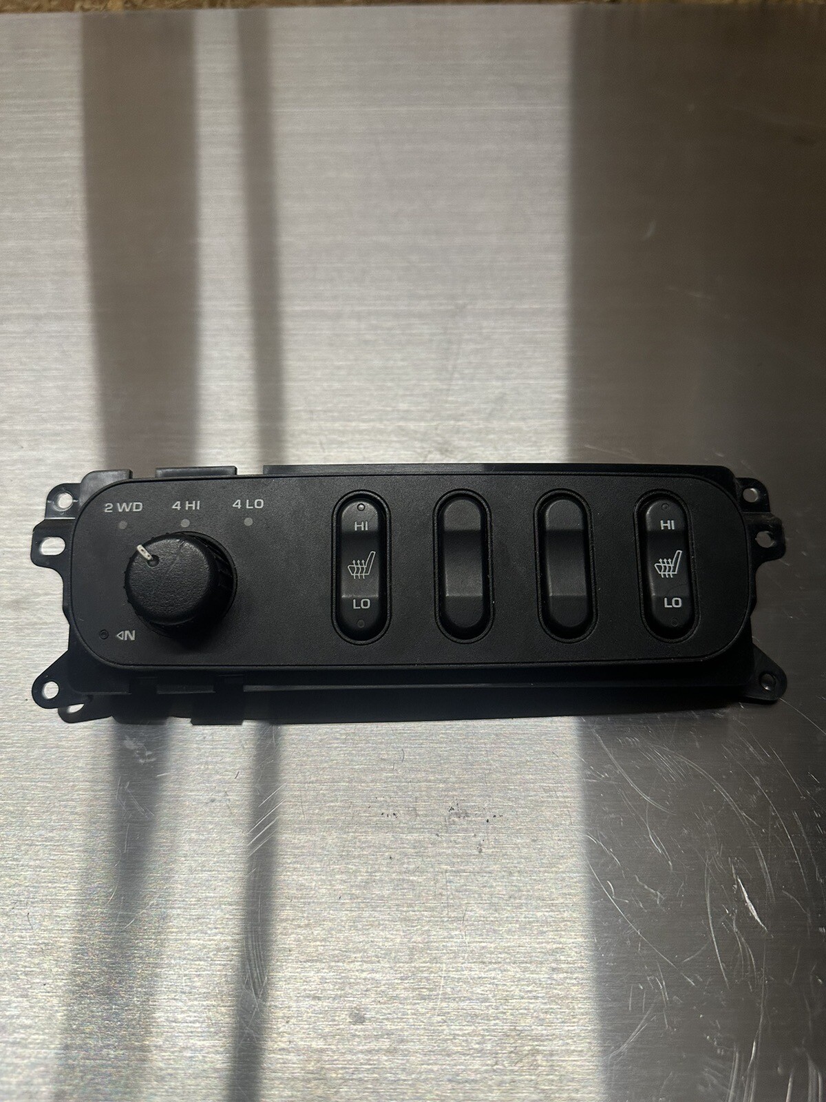 02 2002 03 2003 Dodge RAM 1500 Heated Seat Control Switch 56045612AA