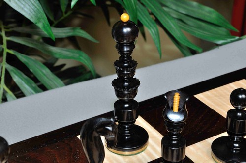 Biedermeier Luxury Chess Pieces - 4.4" King - Genuine Ebony & Antiqued Boxwood - Picture 11 of 11