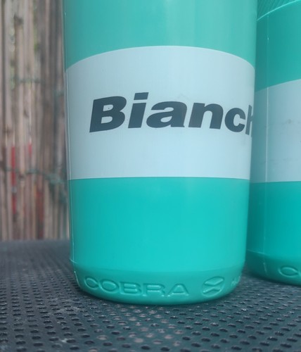 VINTAGE COBRA BIANCHI CELESTE WATER BOTTLE BORRACCIA SET OF TWO MINT - Imagen 6 de 12