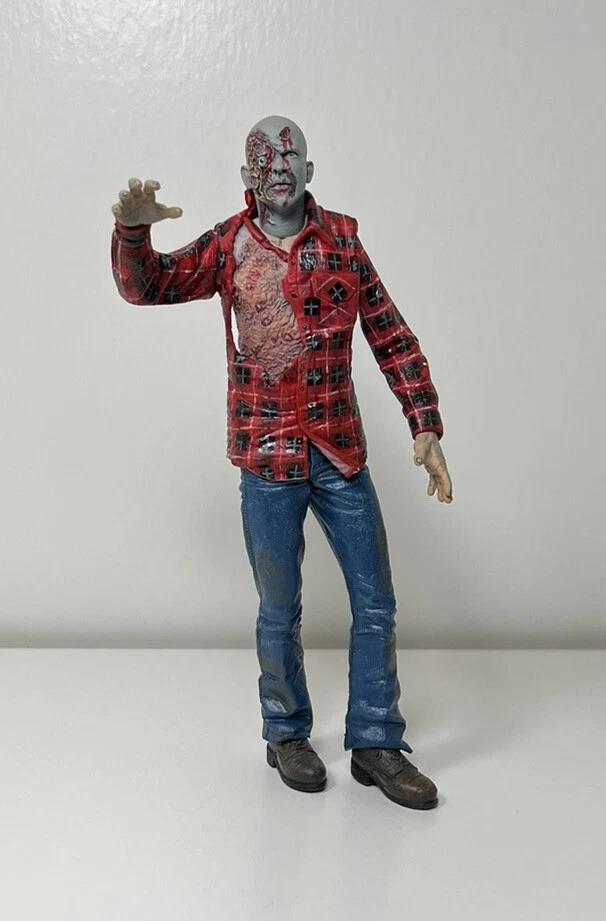 NECA Dawn of the Dead Plaid Shirt Zombie Action Figure Cult Classics