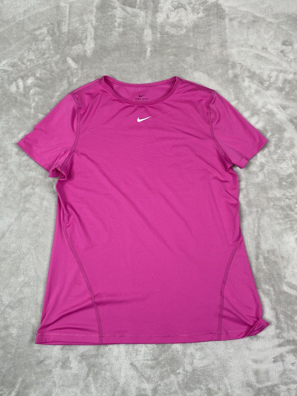 Nike Women’s Dri-fit Pink Athletic Shortsleeve Top Size Large