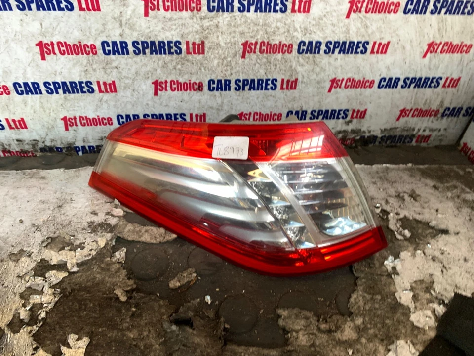 Peugeot 508 SW Estate 2012 PASSENGER SIDE LEFT outer tail light lamp - image 2 of 4