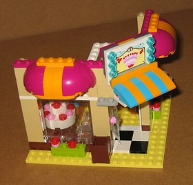 41006 LEGO Friends Downtown Bakery &ndash; 100% Complete w Instructions EX COND 2013