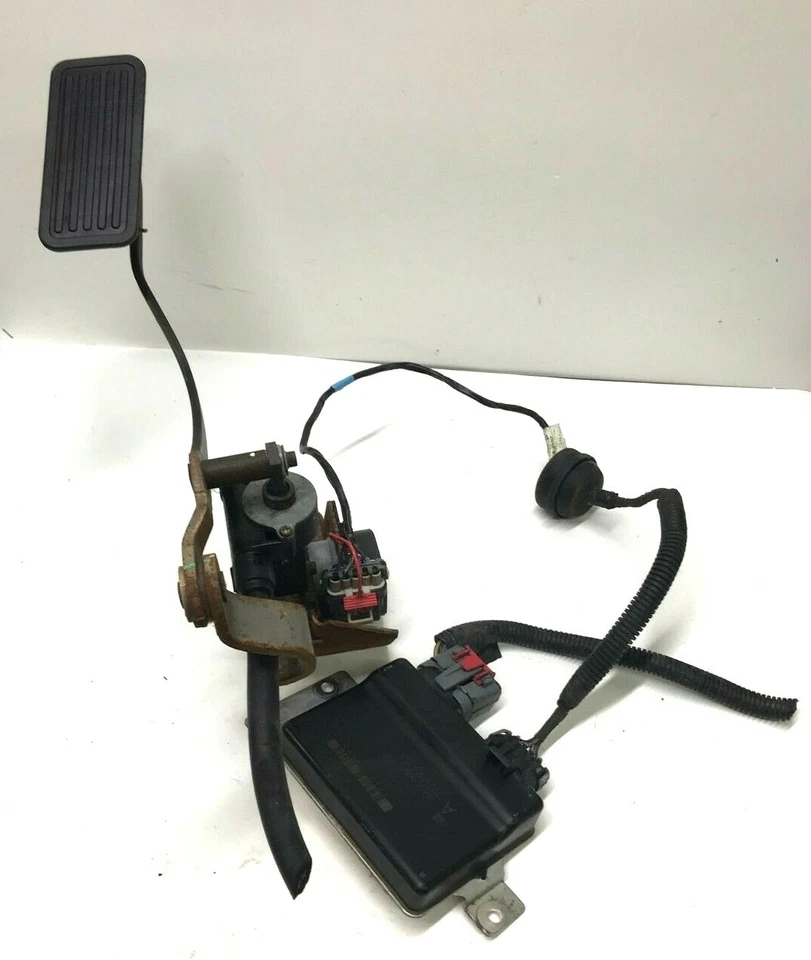 ✅ 03-05 Chevy Silverado GMC Yukon Gas Pedal Drive By Wire TAC Module Swap GM - Image 2 of 4