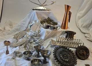 Messing/Bronze/Hotelsilberschrott Konvolut teilweise versilbert