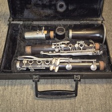 Vintage Leblanc Noblet 4 Wood Clarinet in Case