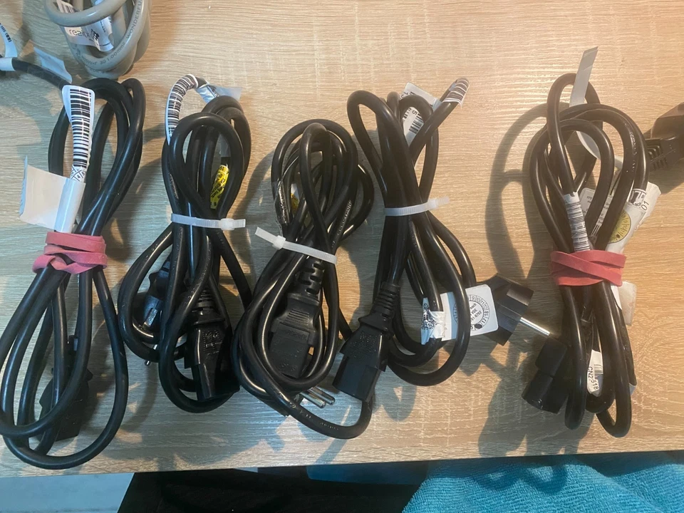 Kaltgerätekabel Schuko auf IEC C13 • 1,5 m – 2 m • geprüft & voll funktionsfähig - Bild 2 von 4