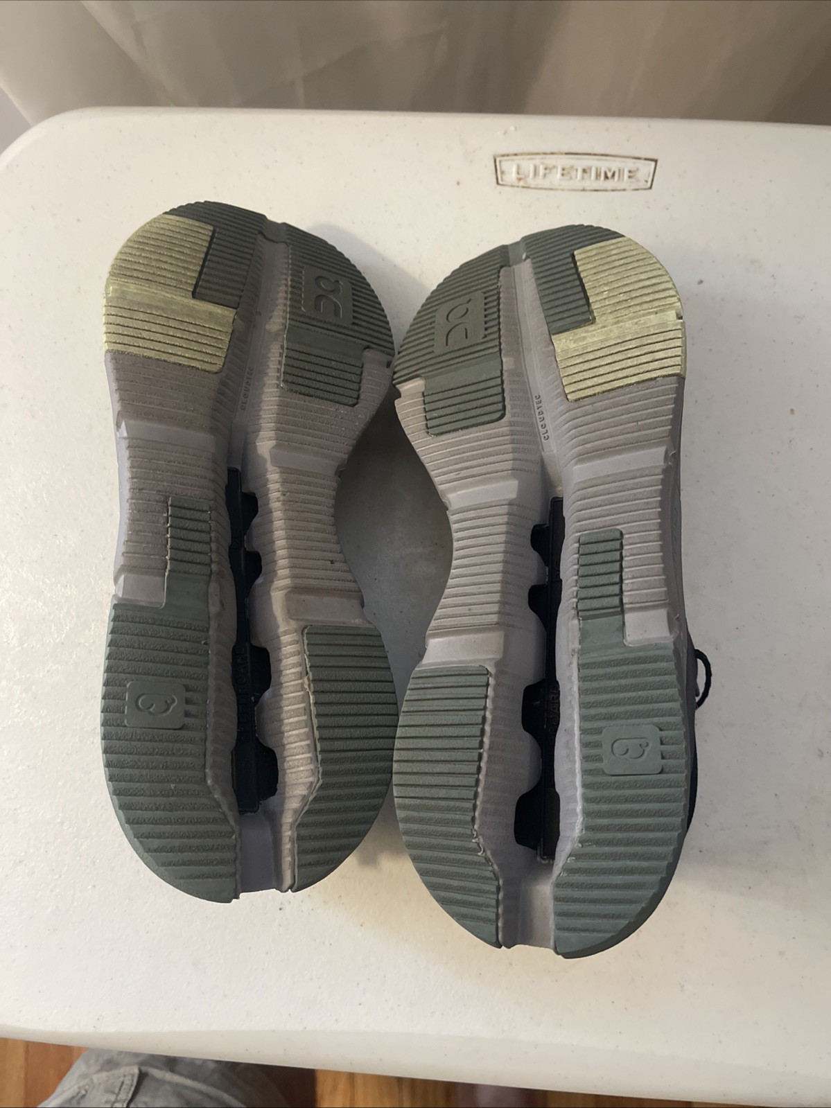 ON CLOUD Gray  Cloudnova CloudTec Women’s 9.5 - image 8