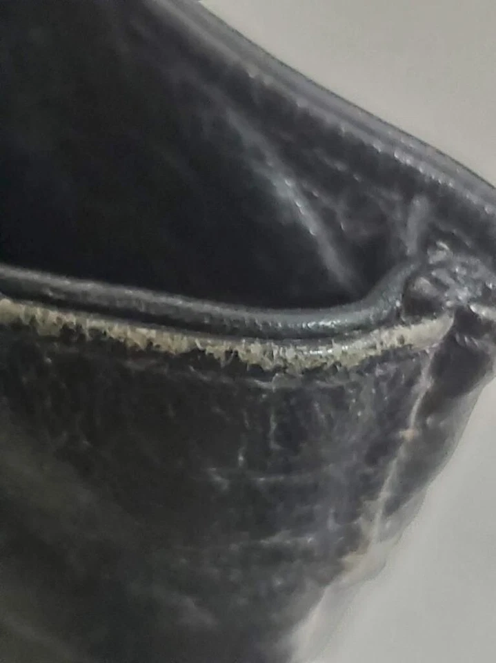 Bally Bucket Shoulder Purse Black Leather Bag Gold Tone Hardware Vintage - Image 3 of 4