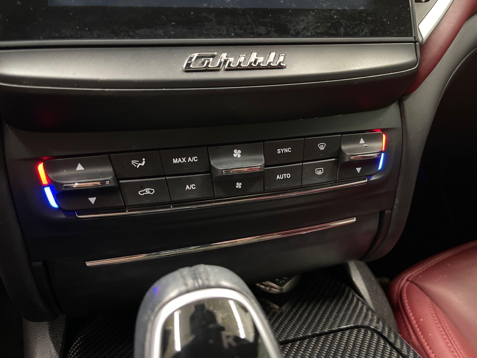 17 MASERATI GHIBLI Heater A/c Control