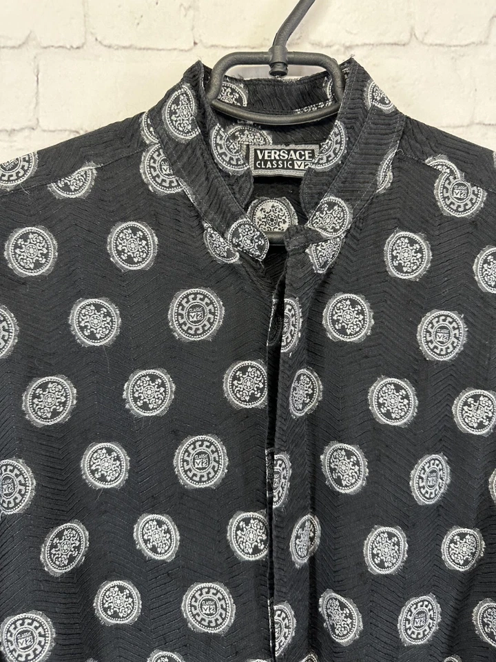 VERSACE CLASSIC V2 100% ШЕЛК МУЖСКАЯ РУБАШКА С ДЛИННЫМ РУКАВОМ ОРИГИНАЛЬНЫЙ РАЗМЕР 15 1/2 (39) - Изображение 4 из 4