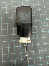 Genuine Toyota Lexus Denso '88-04 12.8V Turn Signal Flasher Module 81980-12070