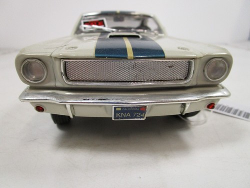 UNIVERSAL HOBBIES 1/18 SHELBY GT-350 FORD MUSTANG *ISSUES* GARAGE FIND *READ* - Picture 15 of 17