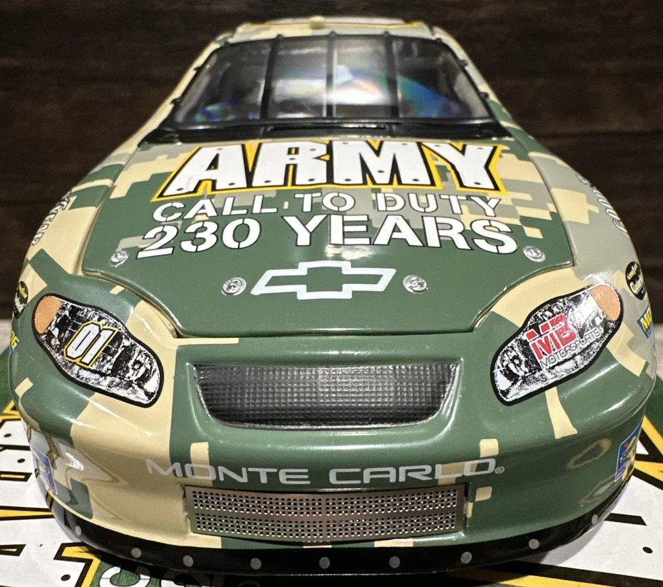Joe Nemechek #01 2005 Ejército de Estados Unidos Call of Duty camuflaje 1/24 acción Nascar diecast Foto 3 de 4