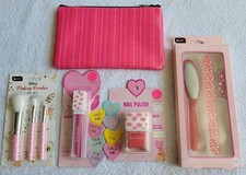 9 Piece Makeup Beauty Bundle - Brand New