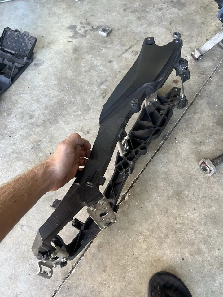 Subchasis GSXR600/750 2011-2025 Foto 3 de 3