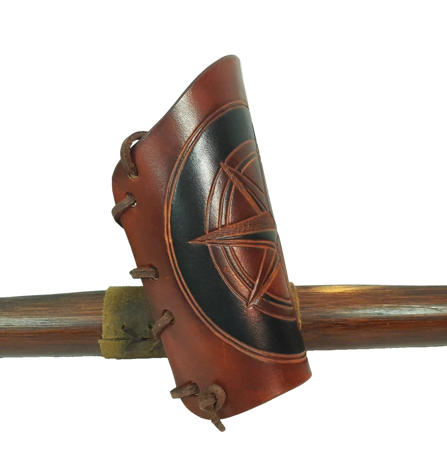 Armschutz Bogensport Leder braun punziert Windrose Bogenstulpe Langbogen - Bild 3 von 4